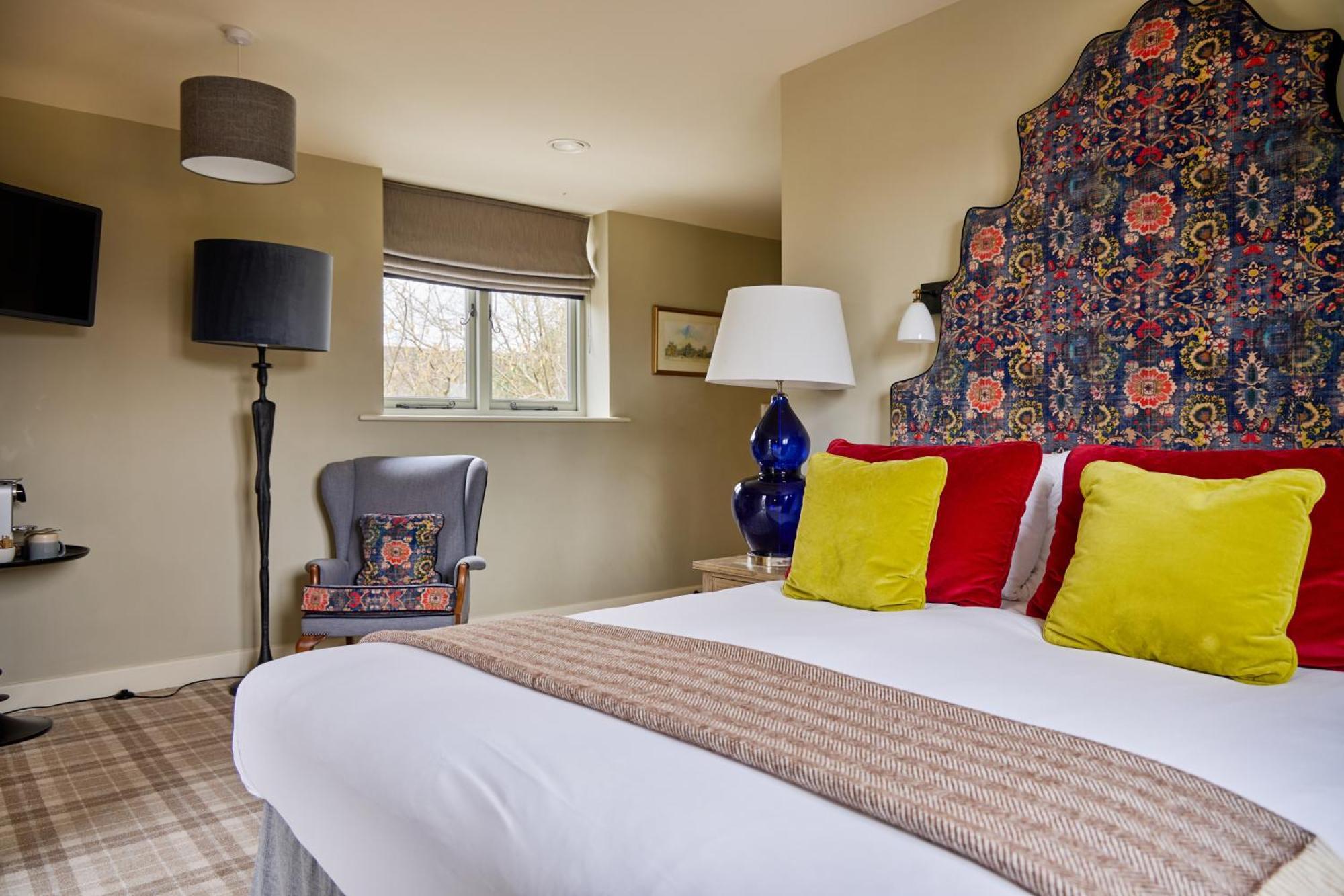 Hotel The Harcourt Arms à Stanton Harcourt Chambre photo A bedroom at The Old parsonage